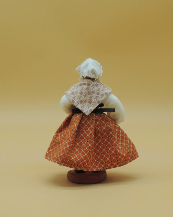 Santon Femme au pain 18cm – Image 2