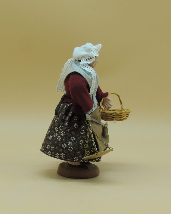 Santon Femme poissonnière 18cm – Image 2
